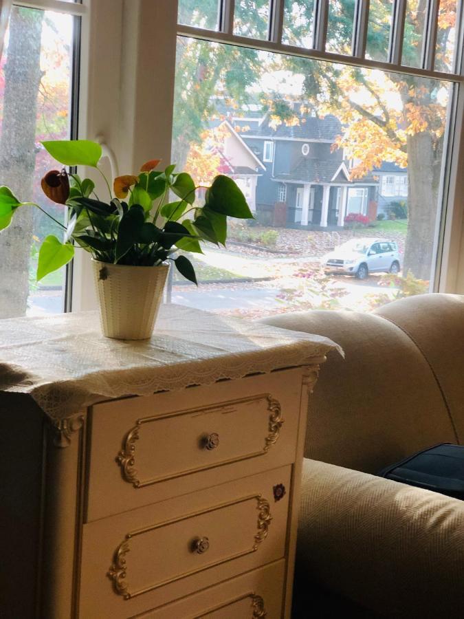 Bed and Breakfast The Sunshine House-Free Parking Vancouver Esterno foto